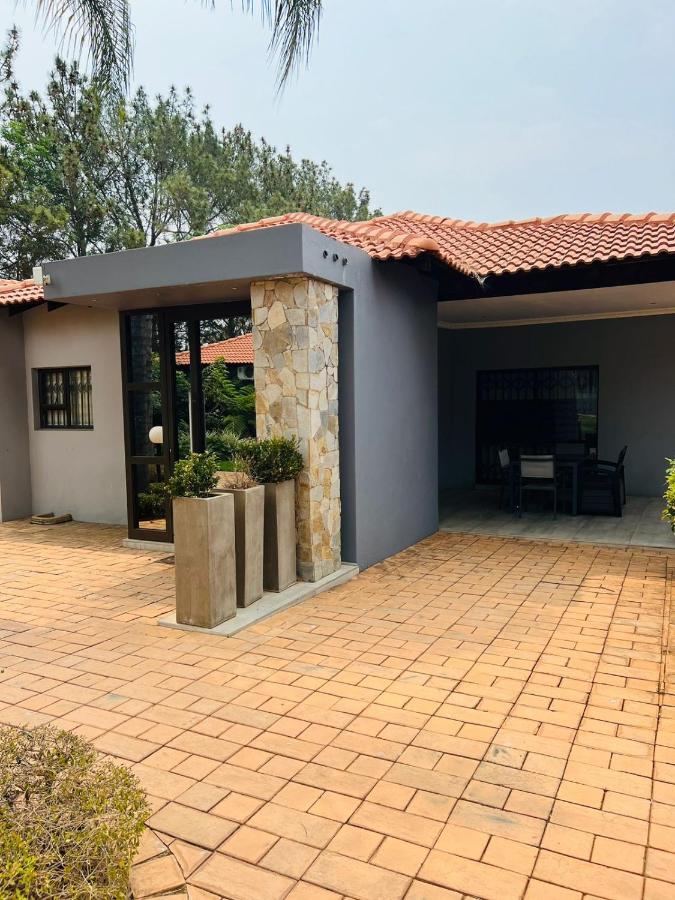 Ultimate Sky _ 2 Bedroom Villa 프레토리아 외부 사진