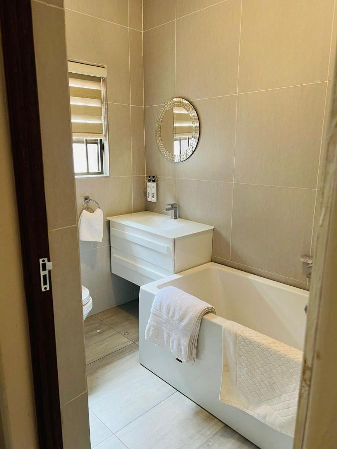 Ultimate Sky _ 2 Bedroom Villa 프레토리아 외부 사진